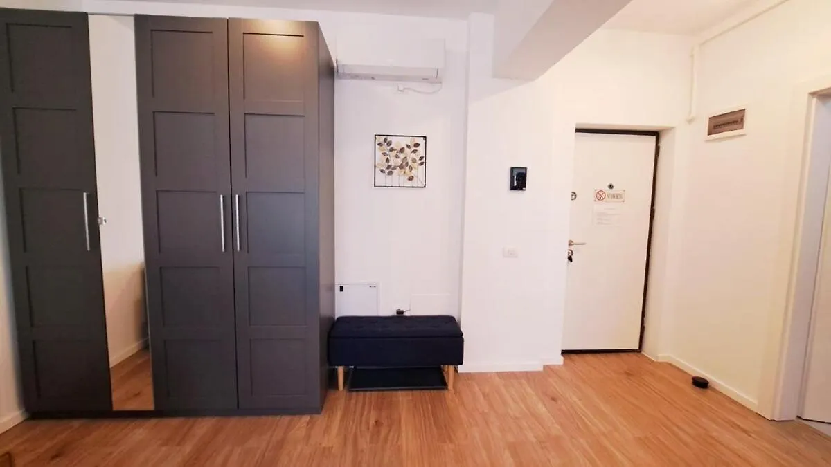 Urban Zen Elegant Apartment & Terrace Bucharest