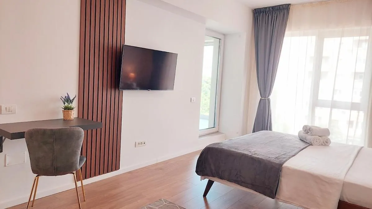 Urban Zen Elegant Apartment & Terrace Bucharest