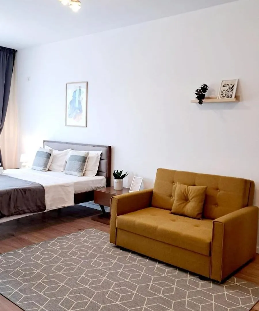 Urban Zen Elegant Apartment & Terrace Bucharest 0*,  Romania