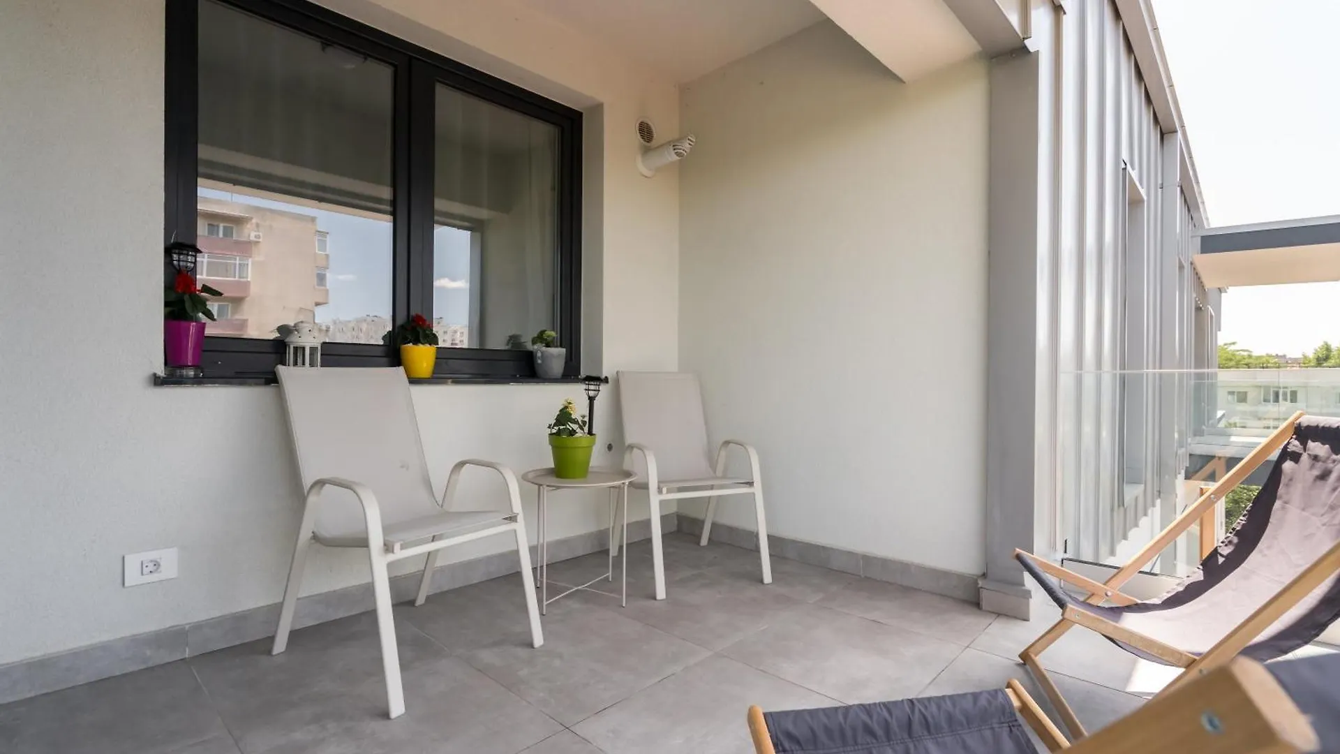 Urban Zen Elegant Apartment & Terrace Bucharest
