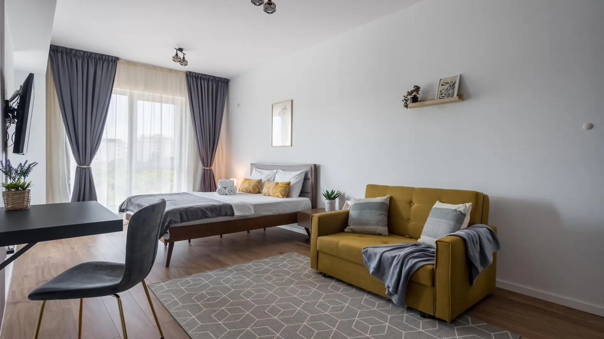 Urban Zen Elegant Apartment & Terrace Bucharest