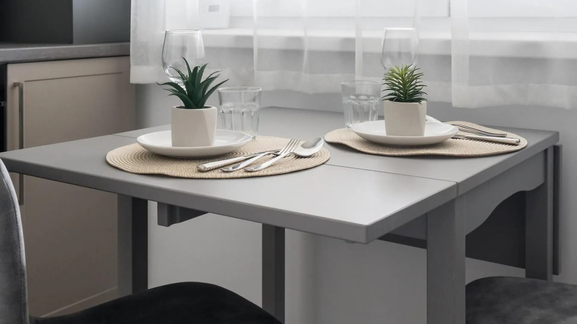 Urban Zen Elegant Apartment & Terrace Bucharest
