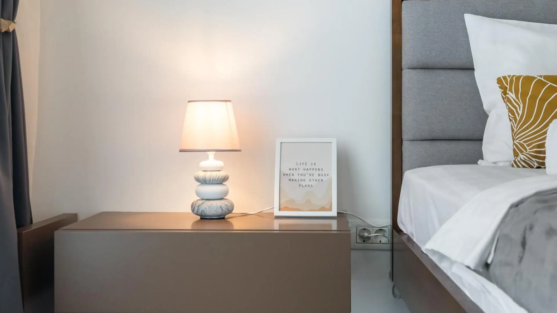 Urban Zen Elegant Apartment & Terrace Bucharest