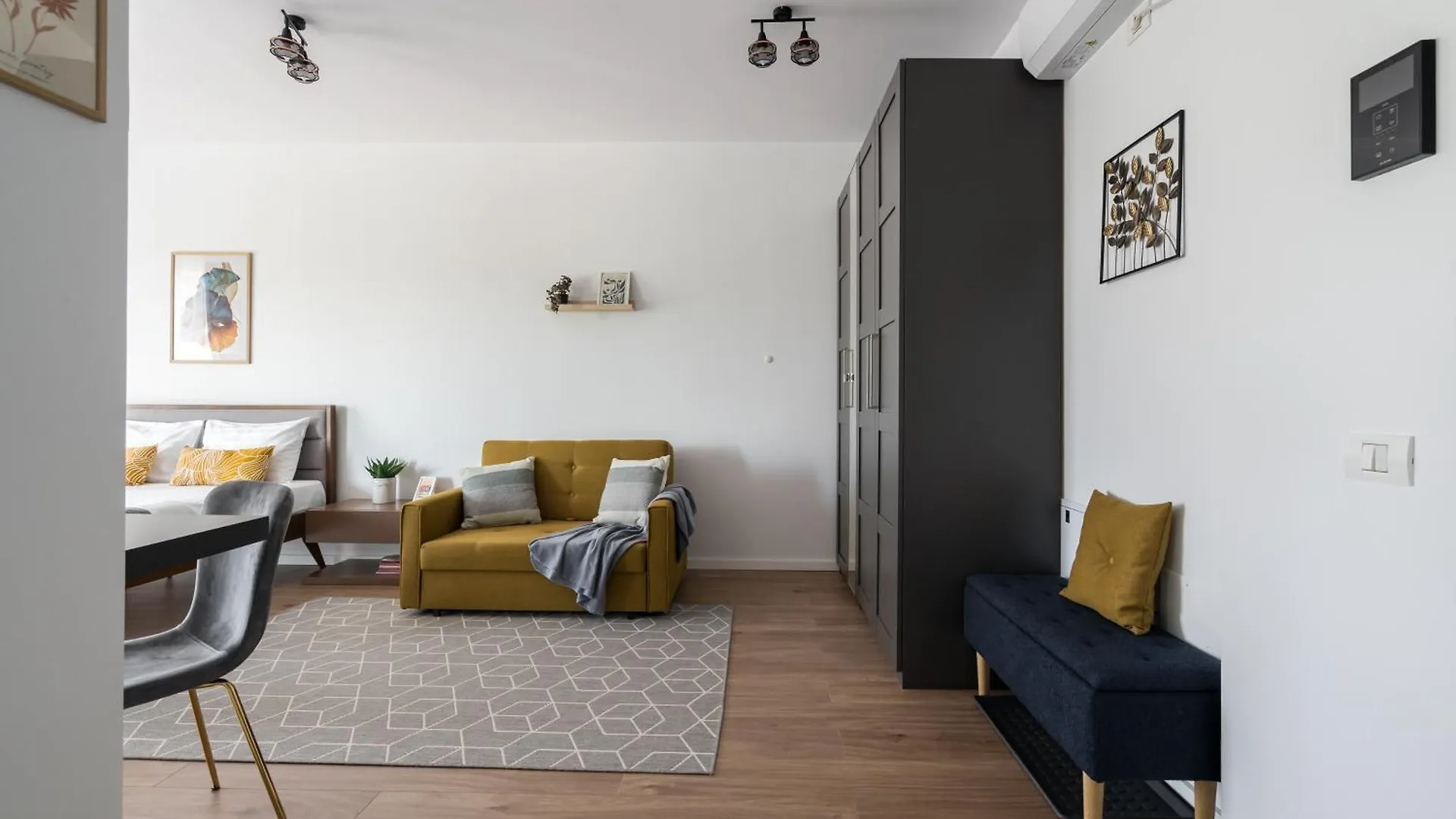 Urban Zen Elegant Apartment & Terrace Bucharest Romania